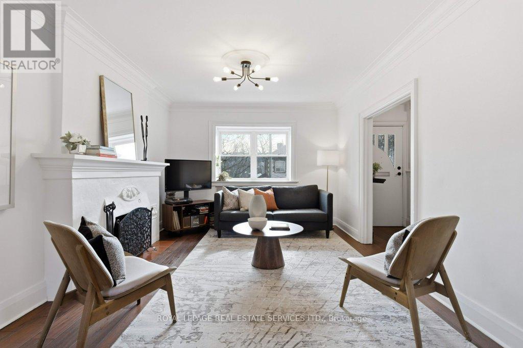 40 Heydon Park Road, Toronto, Ontario  M6J 2C8 - Photo 8 - C12839010