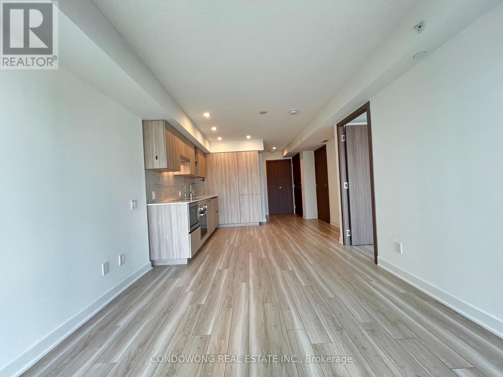 911 - 17 Bathurst Street, Toronto, Ontario  M5V 0N1 - Photo 3 - C12839020