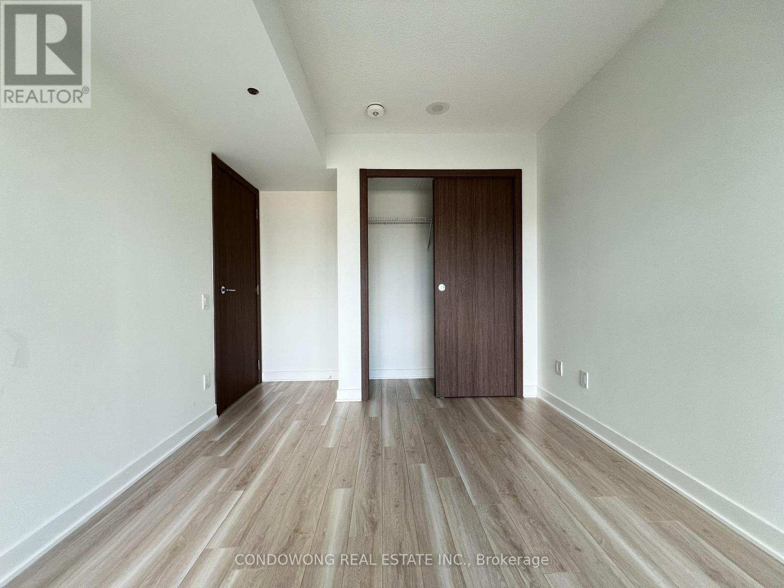 911 - 17 Bathurst Street, Toronto, Ontario  M5V 0N1 - Photo 5 - C12839020