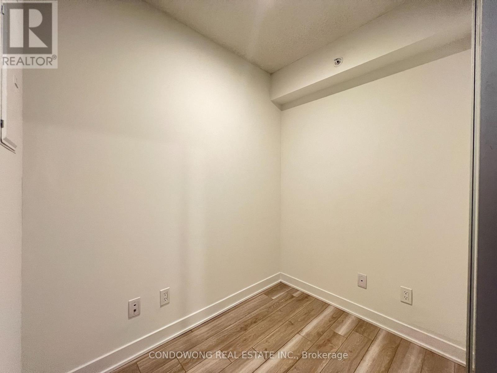 911 - 17 Bathurst Street, Toronto, Ontario  M5V 0N1 - Photo 8 - C12839020