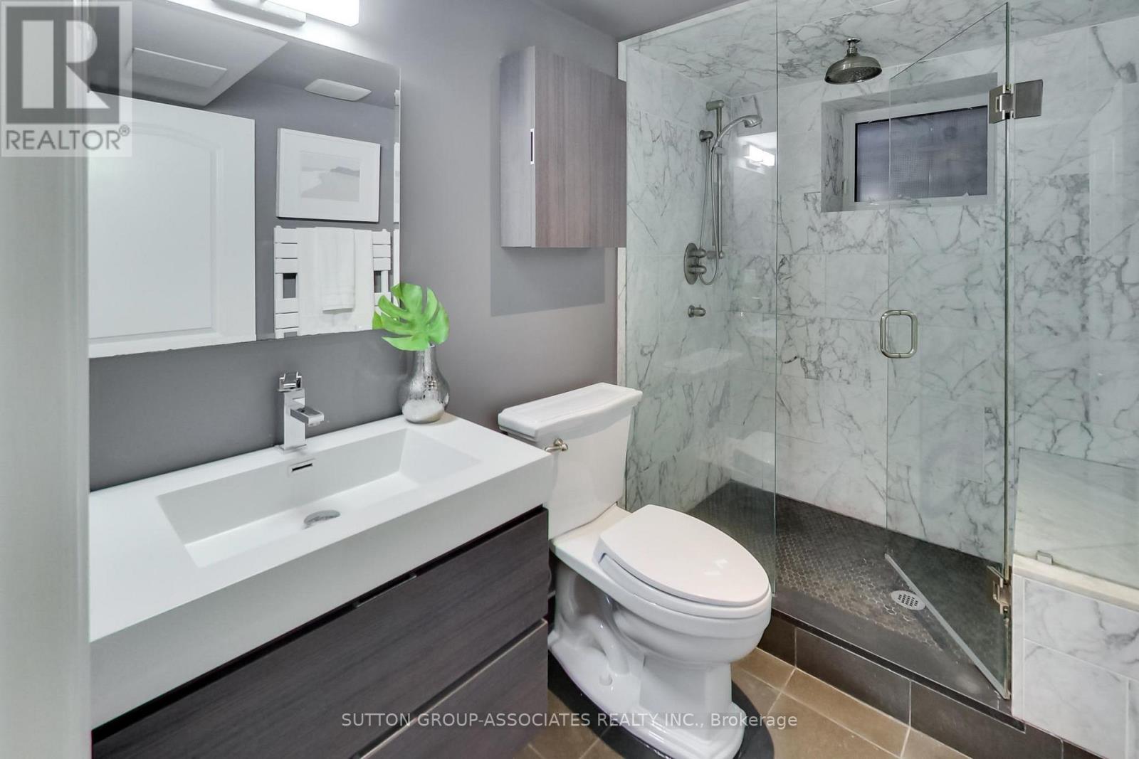 116 Maplewood Avenue, Toronto, Ontario  M6C 1J5 - Photo 42 - C12839026