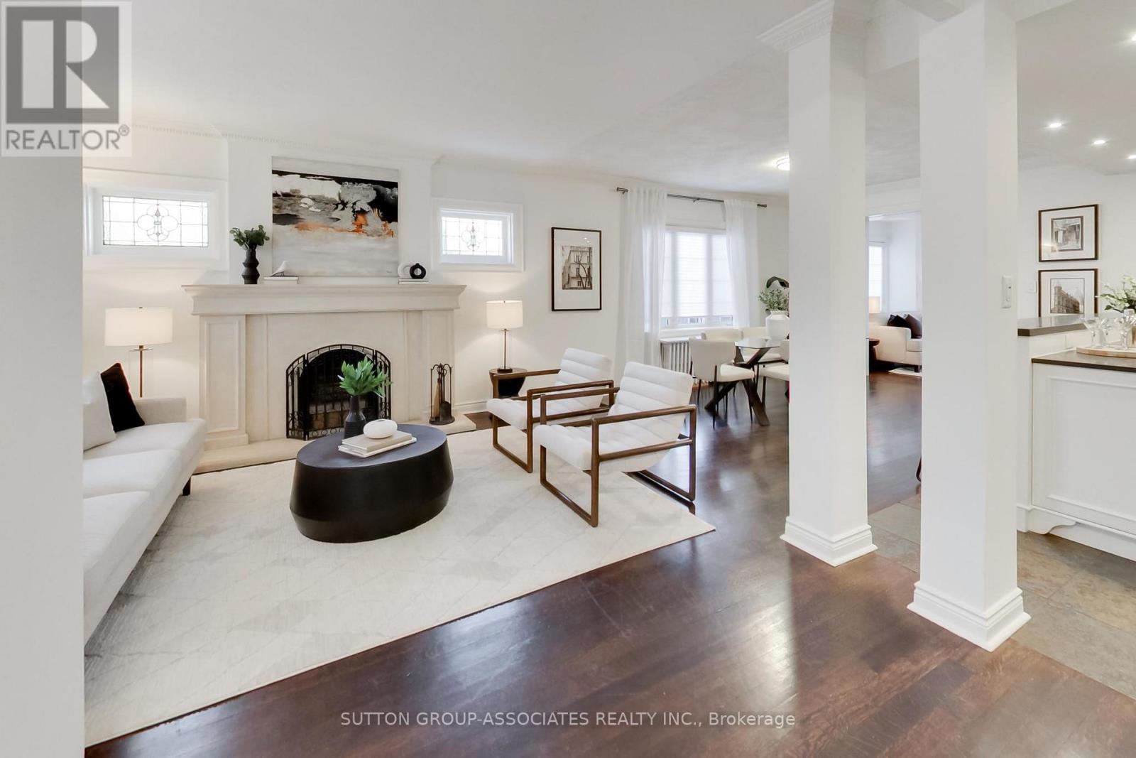 116 Maplewood Avenue, Toronto, Ontario  M6C 1J5 - Photo 6 - C12839026