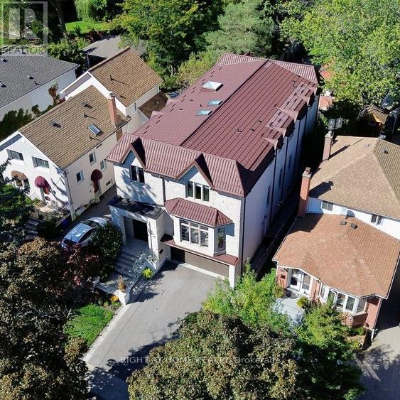 316 CHURCHILL AVENUE, Toronto, Ontario