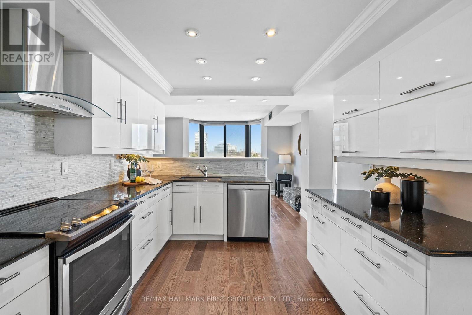 707 - 131 Torresdale Avenue, Toronto (Westminster-Branson), Ontario  M2R 3T1 - Photo 7 - C12839130