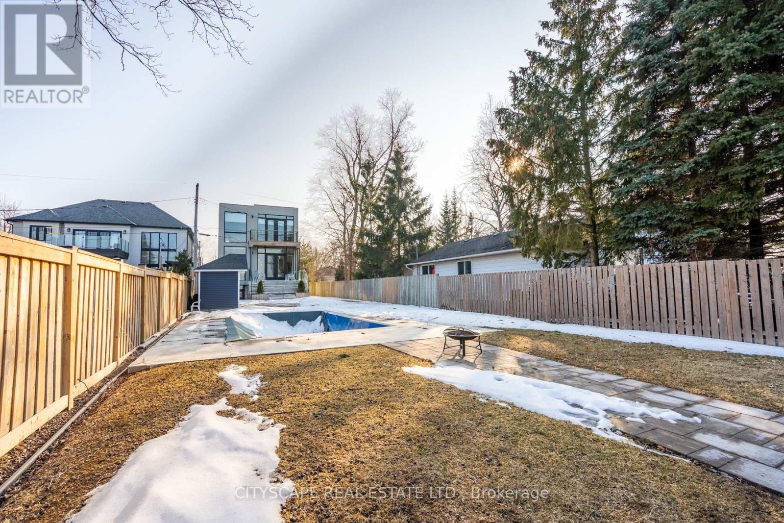 6 Campview Road, Hamilton, Ontario  L8E 5E2 - Photo 39 - X12828262