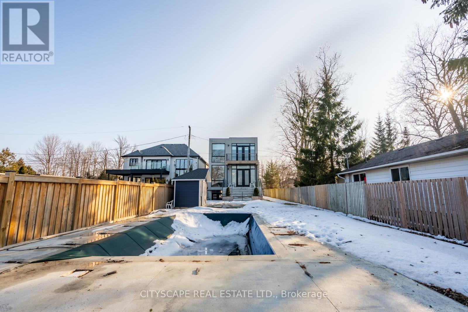 6 Campview Road, Hamilton, Ontario  L8E 5E2 - Photo 38 - X12828262