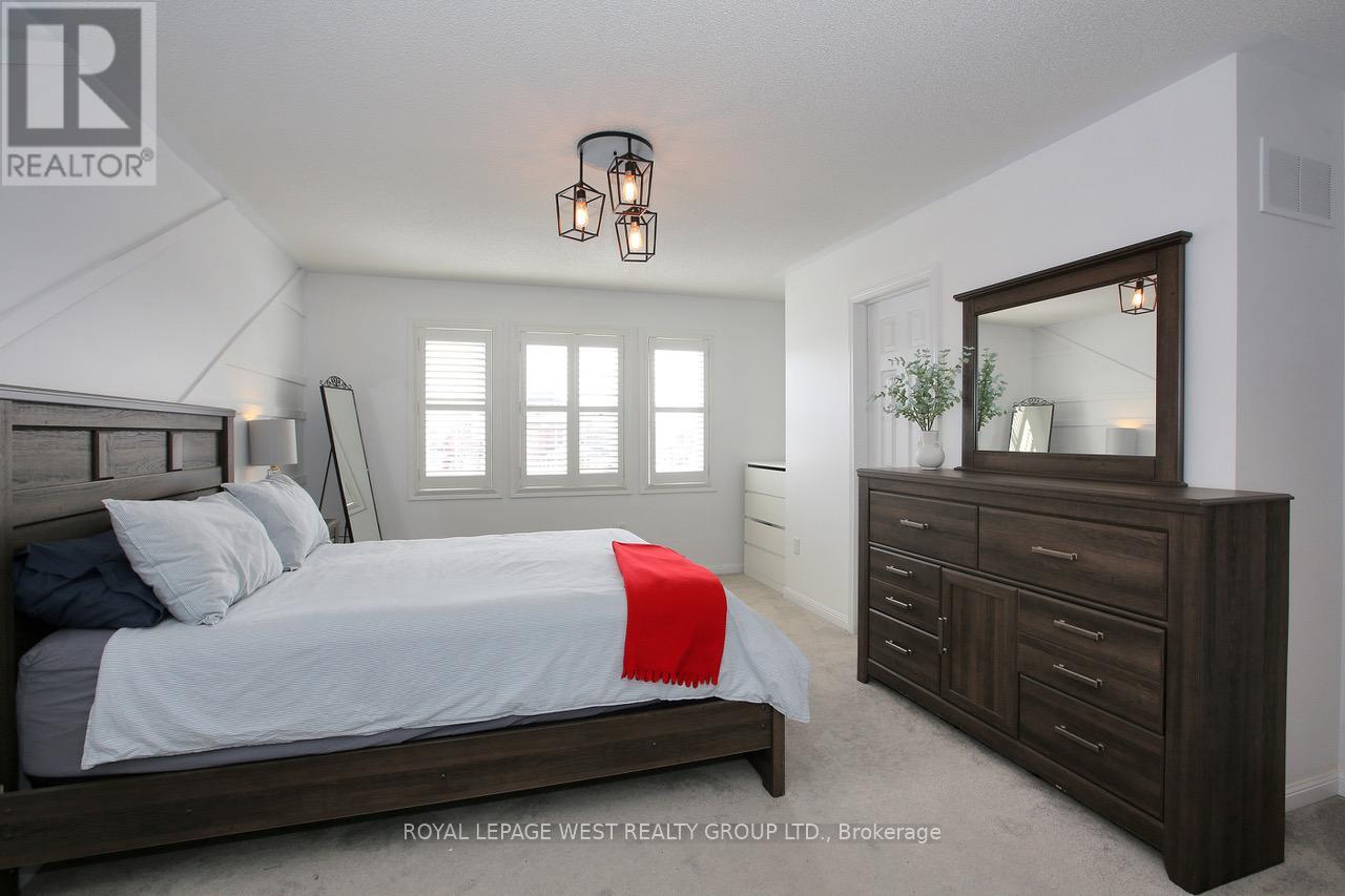 104 Kirkland Place, Whitby, Ontario L1P 1W9 - Photo 21 - E12839068