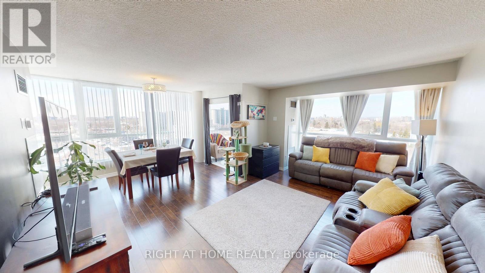 1206 - 3231 Eglinton Avenue E, Toronto, Ontario  M1J 3N5 - Photo 2 - E12839124