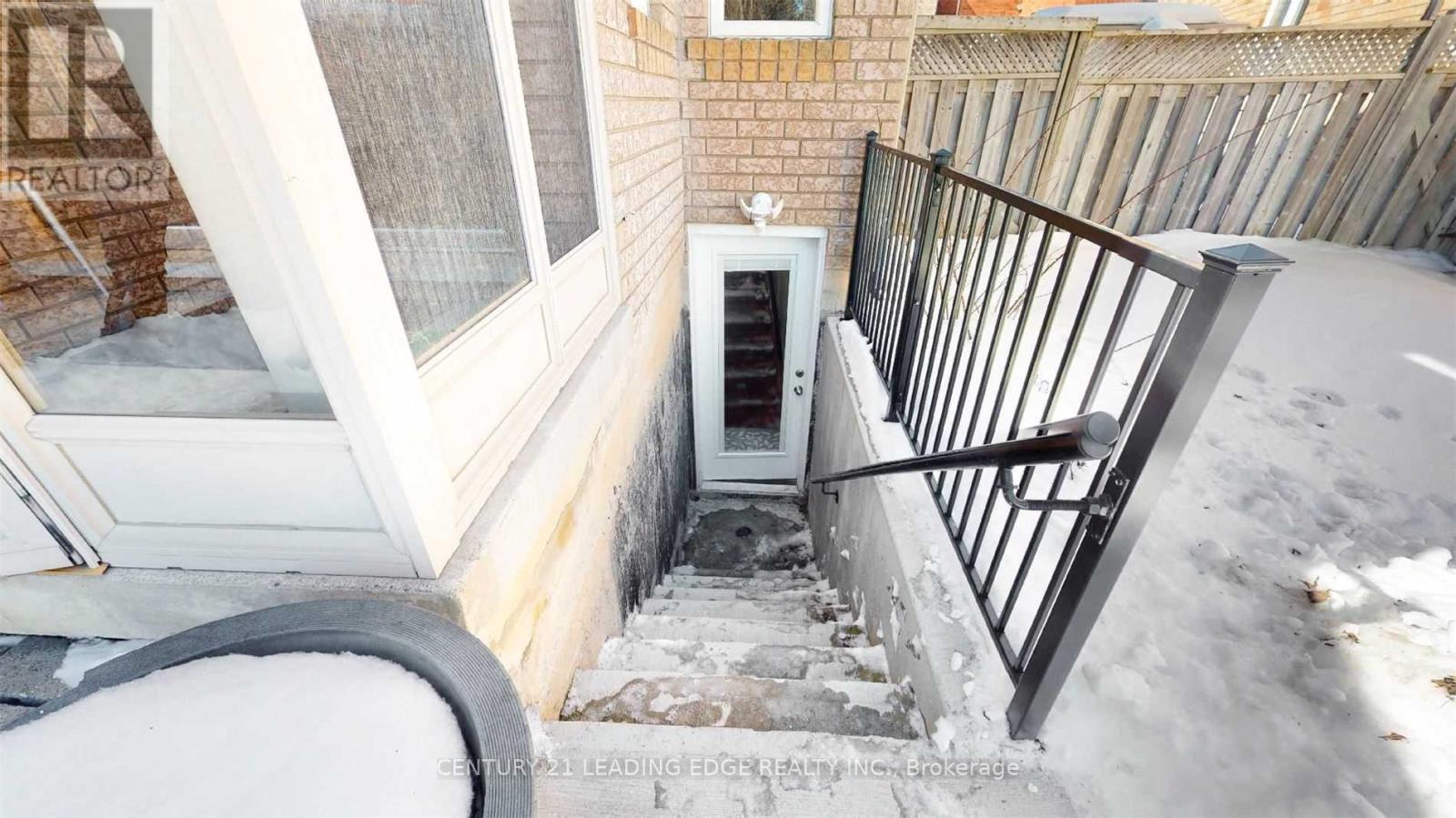 12 Fortune Crescent, Richmond Hill, Ontario  L4S 1S5 - Photo 3 - N12838984