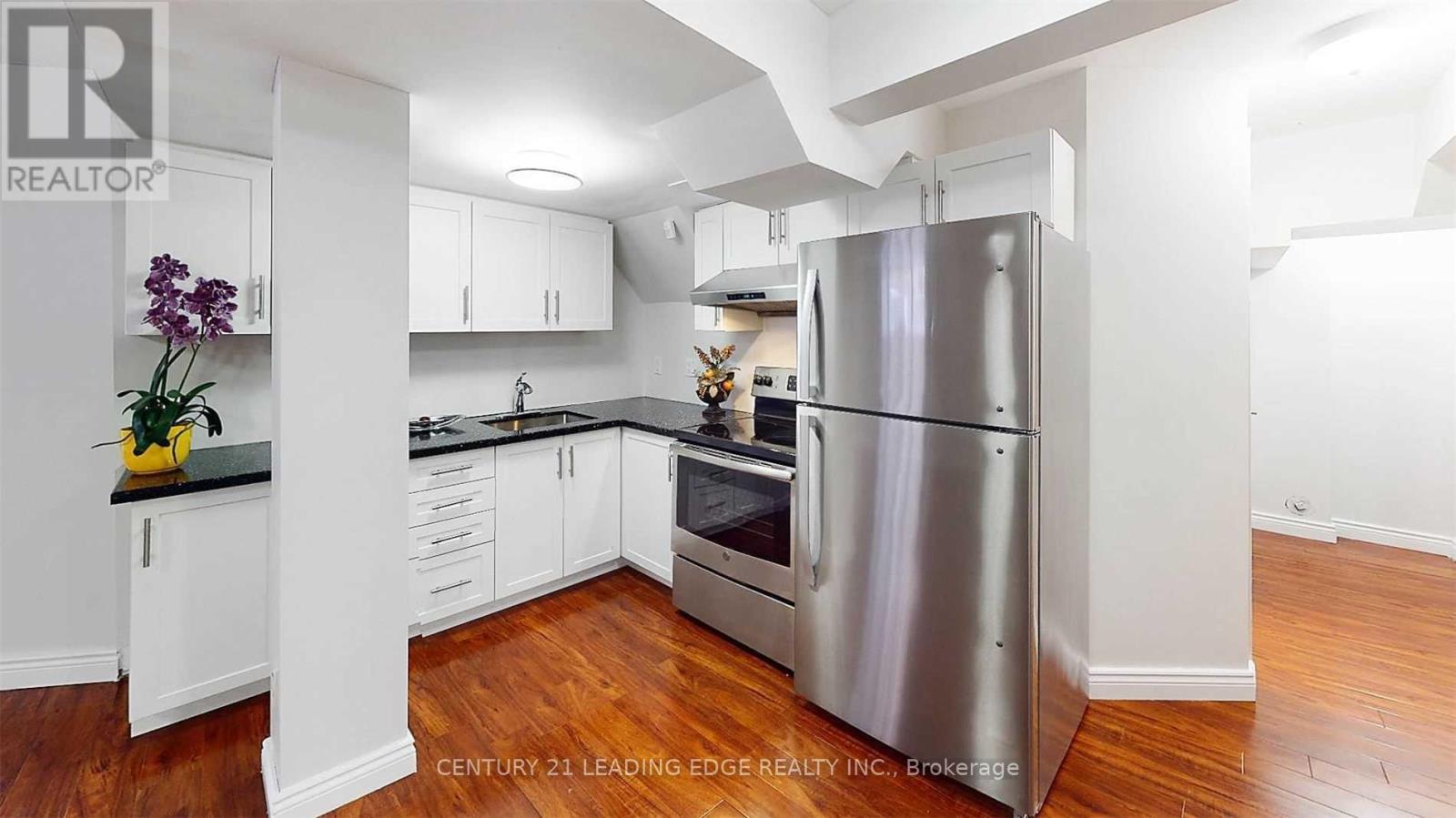 12 Fortune Crescent, Richmond Hill, Ontario  L4S 1S5 - Photo 4 - N12838984