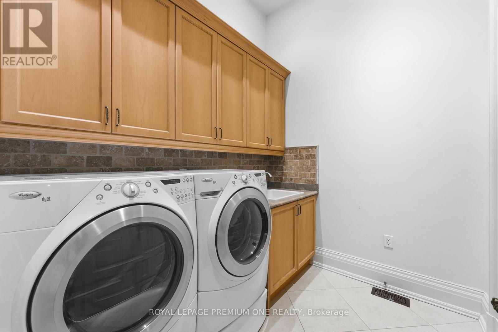 155 Cook's Mill Crescent, Vaughan, Ontario  L6A 0L1 - Photo 34 - N12839002