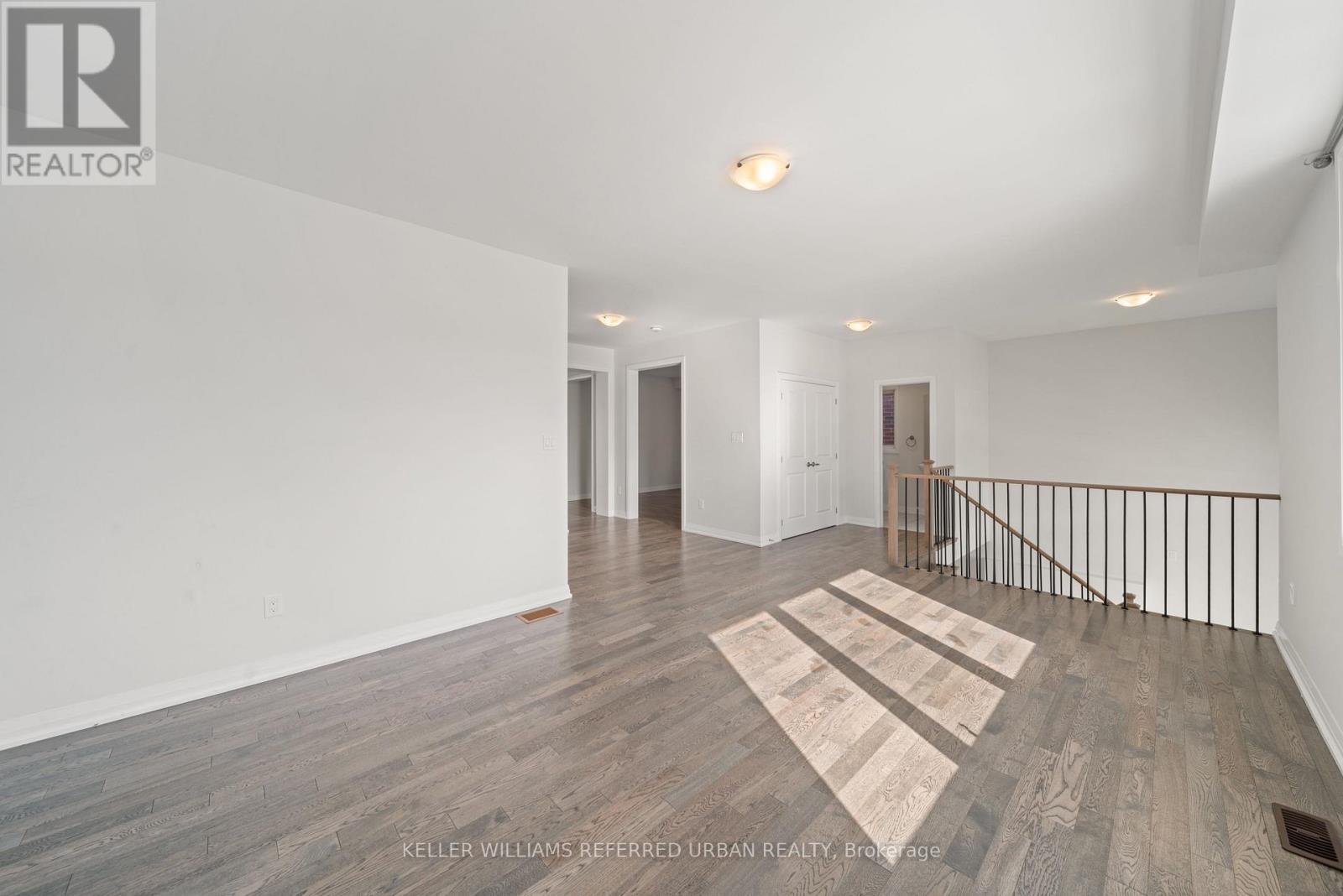 1466 Stovell Crescent, Innisfil (Lefroy), Ontario  L0L 1W0 - Photo 7 - N12839112