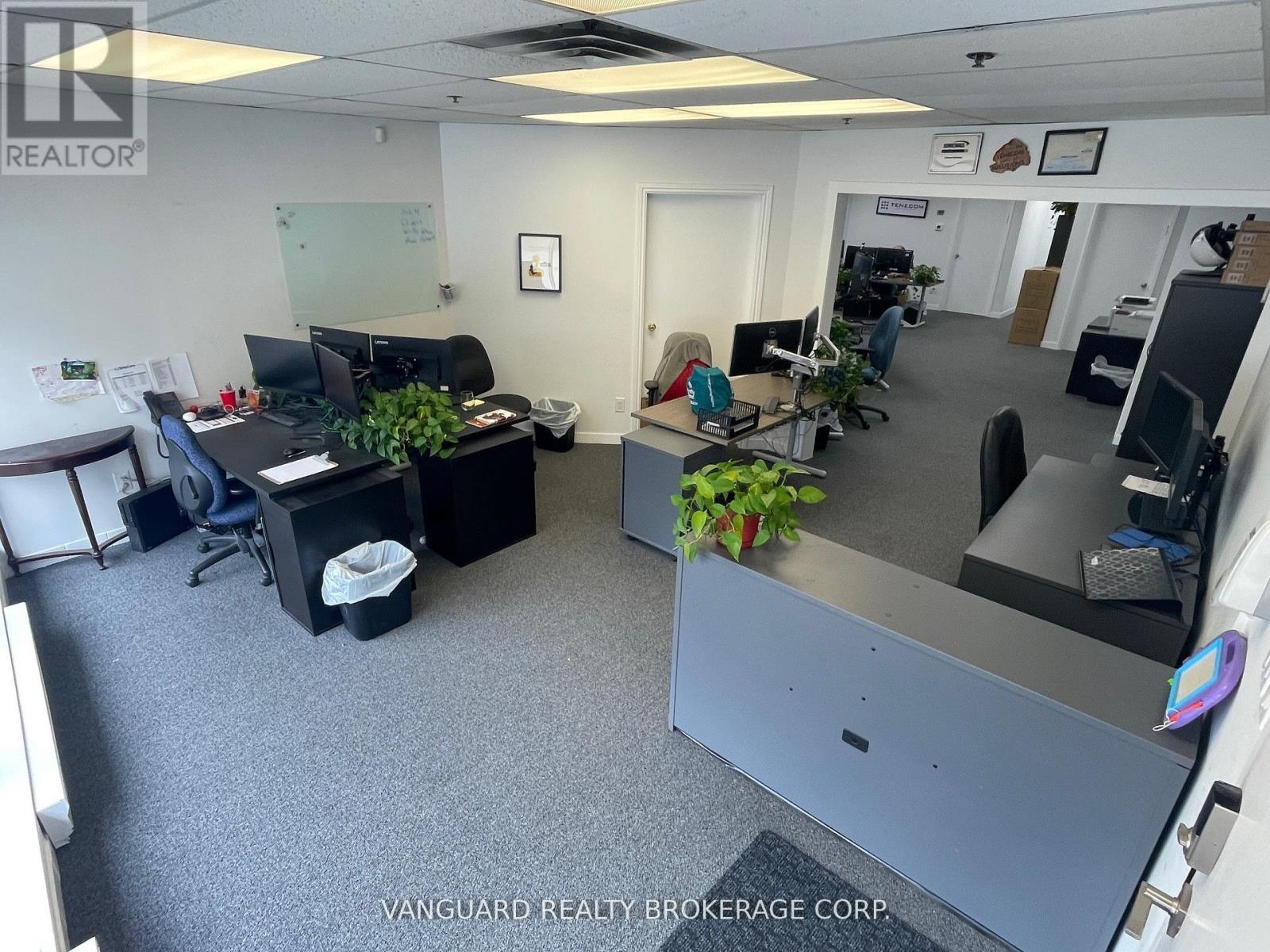 18 - 231 Millway Avenue, Vaughan (Concord), Ontario  L4K 3W7 - Photo 4 - N12839122