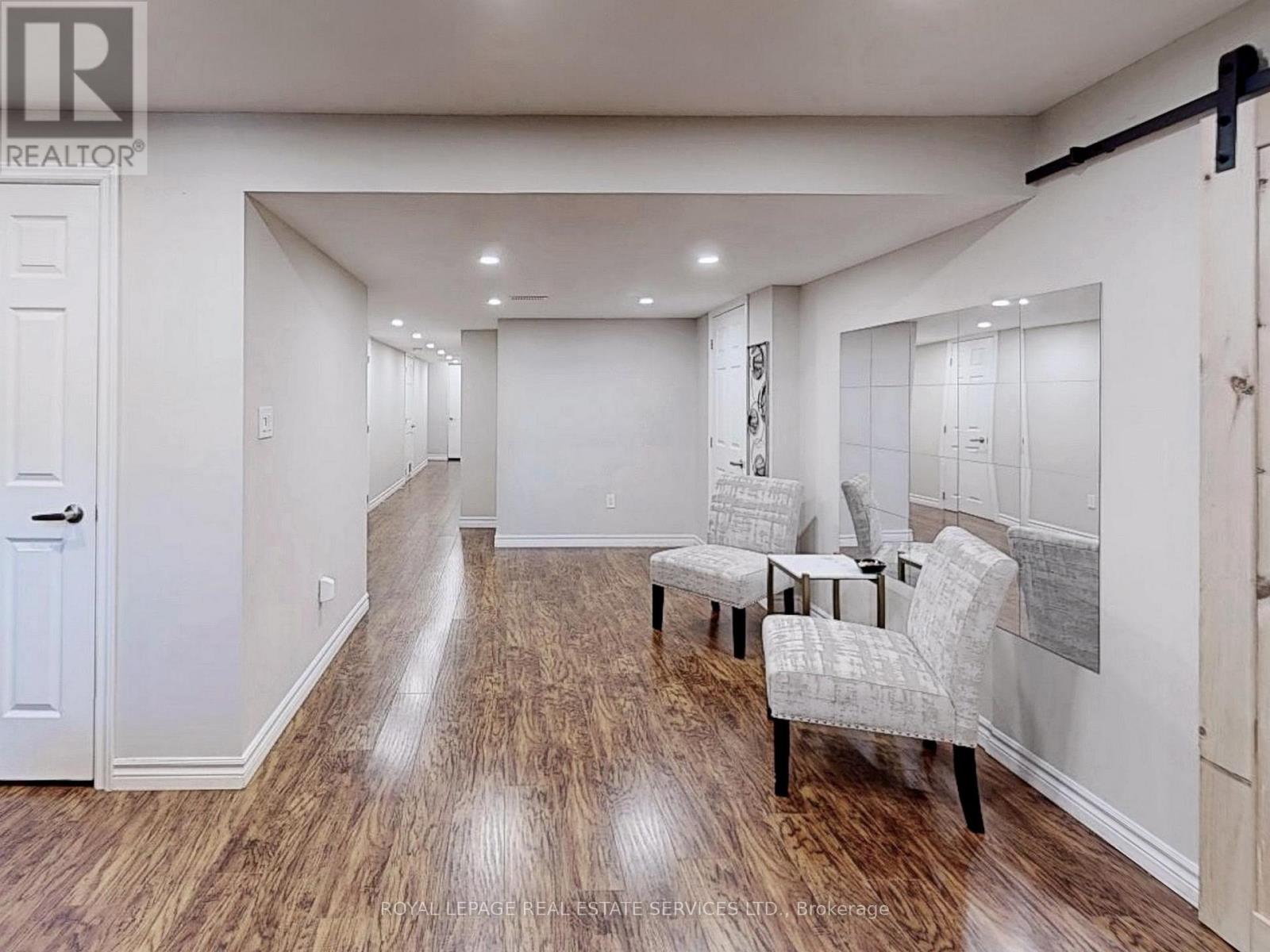 1158 Atkins Drive, Newmarket (Stonehaven-Wyndham), Ontario  L3X 0A6 - Photo 37 - N12839146