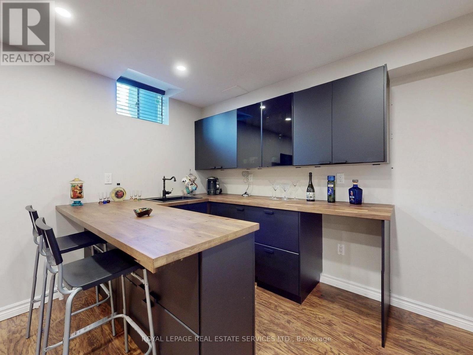 1158 Atkins Drive, Newmarket (Stonehaven-Wyndham), Ontario  L3X 0A6 - Photo 38 - N12839146