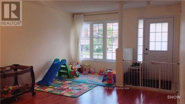 12 Westcliffe Crescent, Richmond Hill, Ontario  L4E 0S1 - Photo 7 - N12839152