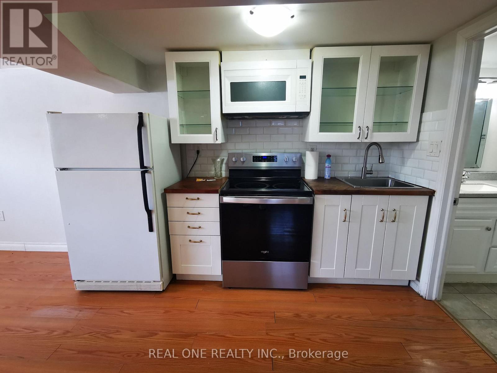 Bsmt - 3482 Ashcroft Crescent, Mississauga (Erindale), Ontario  L5C 2E7 - Photo 7 - W12789948