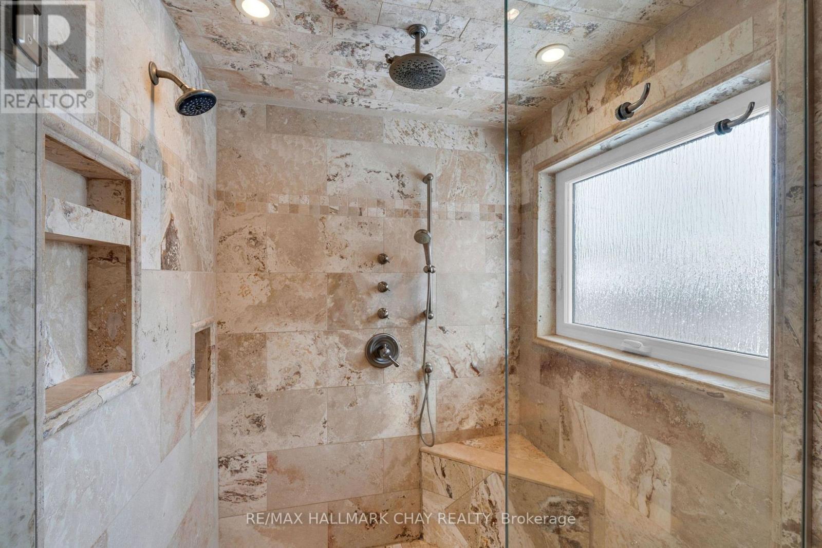 37 Brookfield Crescent, Barrie (Bayshore), Ontario  L4N 9R6 - Photo 13 - S12838982