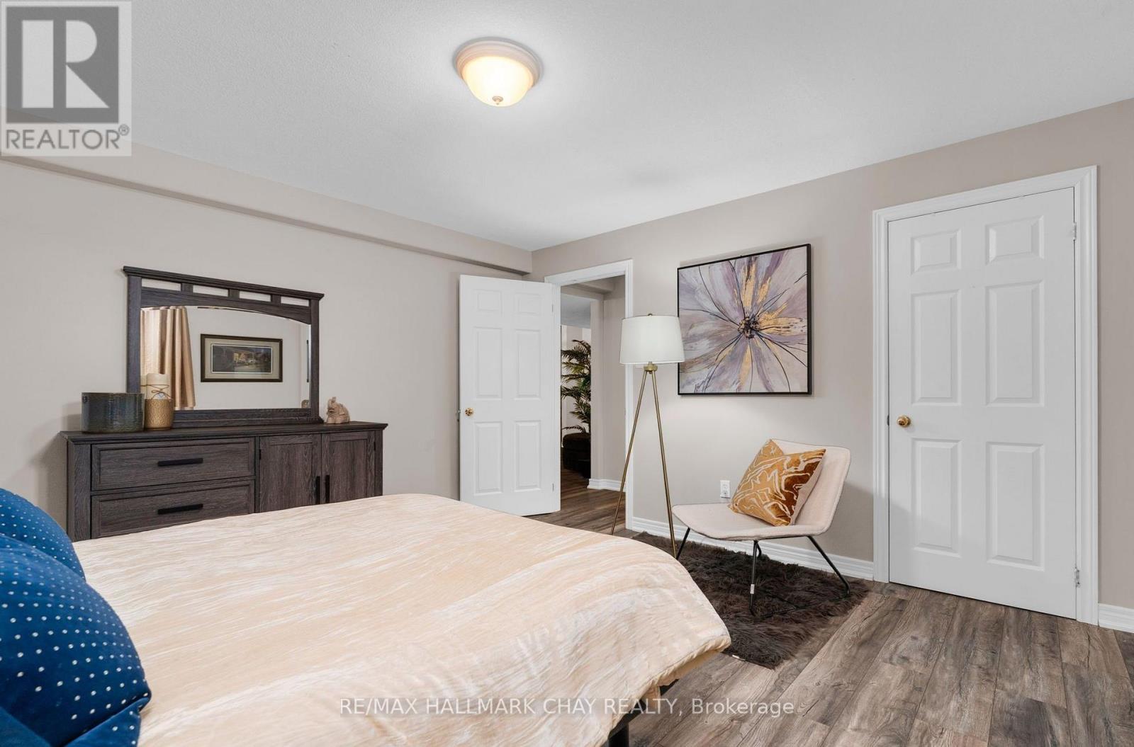 37 Brookfield Crescent, Barrie (Bayshore), Ontario  L4N 9R6 - Photo 20 - S12838982