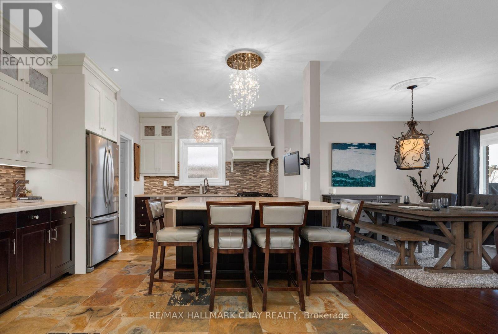 37 Brookfield Crescent, Barrie (Bayshore), Ontario  L4N 9R6 - Photo 5 - S12838982