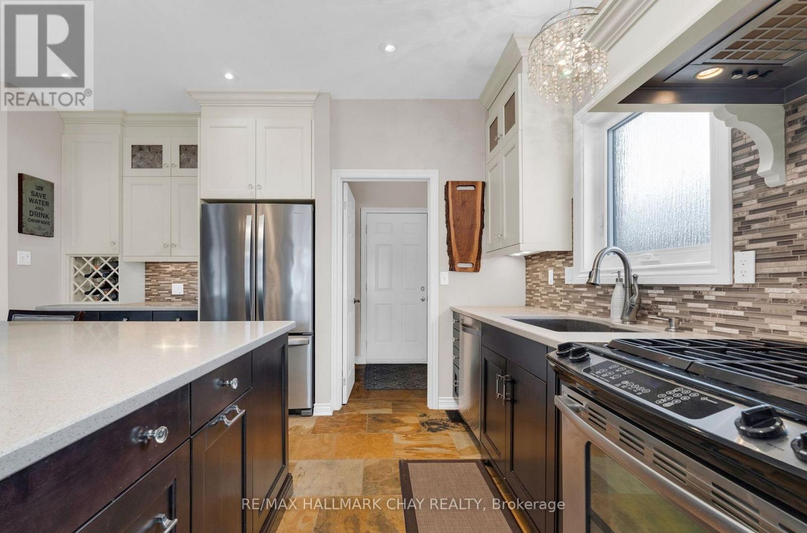 37 Brookfield Crescent, Barrie (Bayshore), Ontario  L4N 9R6 - Photo 6 - S12838982