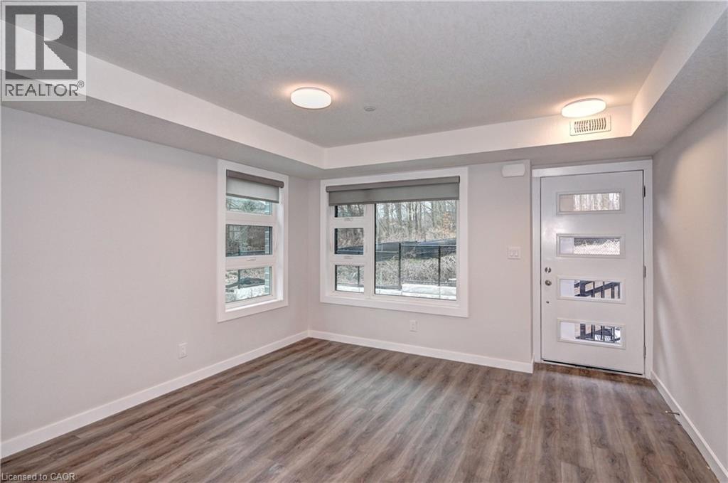 118 Gravel Ridge Trail Unit# B24, Kitchener, Ontario  N2E 0B8 - Photo 3 - 40809081