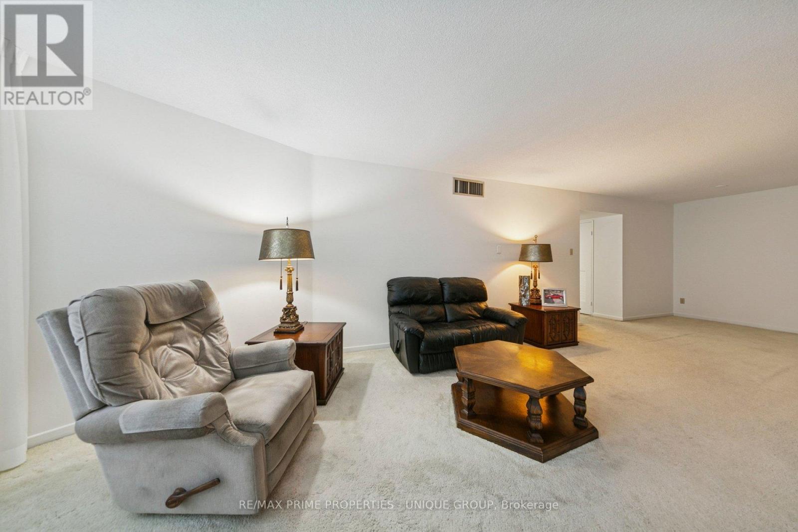 1801 - 1300 Bloor Street, Mississauga, Ontario  L4Y 3Z2 - Photo 10 - W12838990