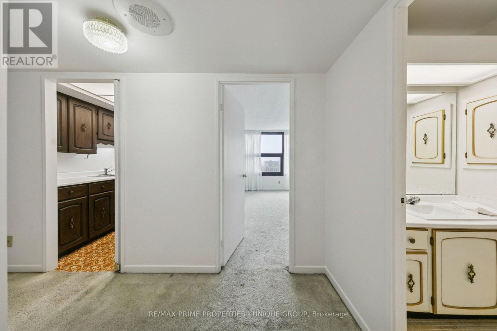 1801 - 1300 Bloor Street, Mississauga, Ontario  L4Y 3Z2 - Photo 26 - W12838990