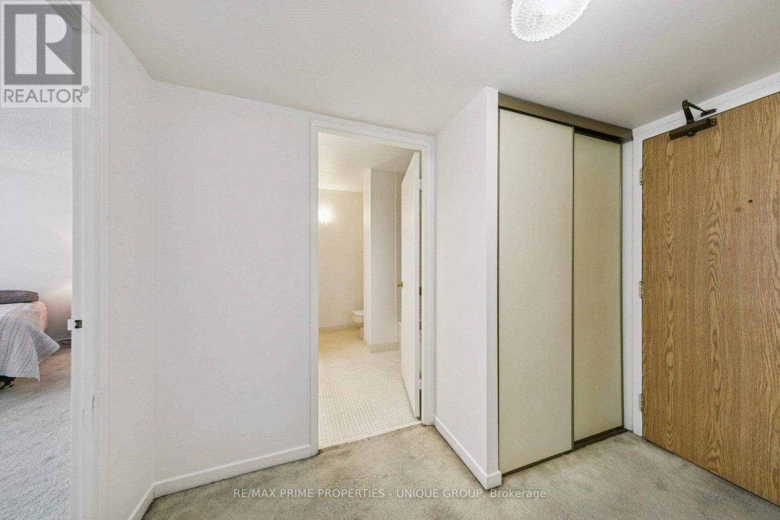 1801 - 1300 Bloor Street, Mississauga, Ontario  L4Y 3Z2 - Photo 27 - W12838990