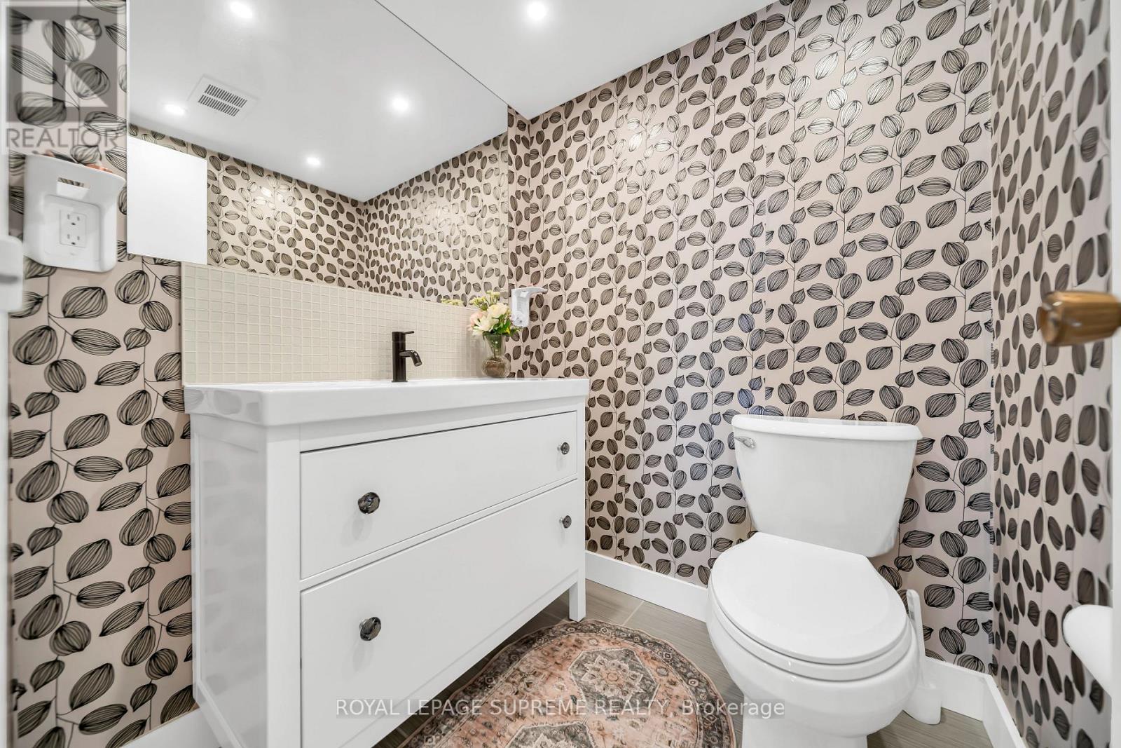 910 - 75 Emmett Avenue, Toronto, Ontario  M6M 5A7 - Photo 20 - W12838996