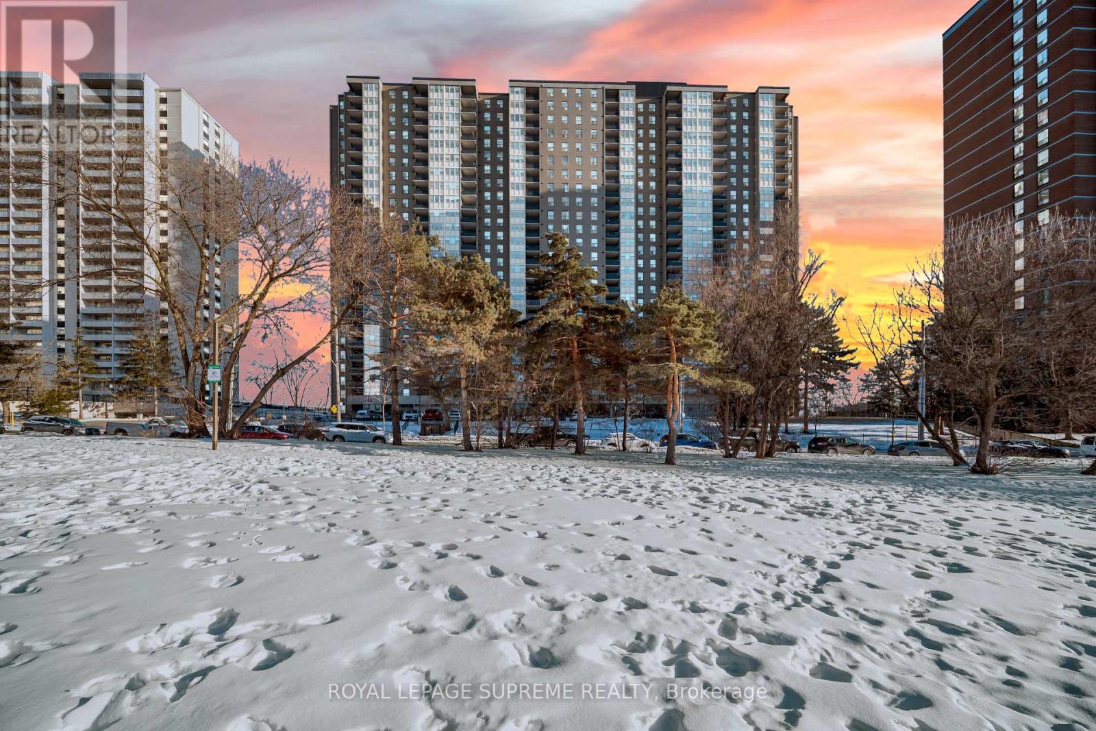 910 - 75 Emmett Avenue, Toronto, Ontario  M6M 5A7 - Photo 47 - W12838996