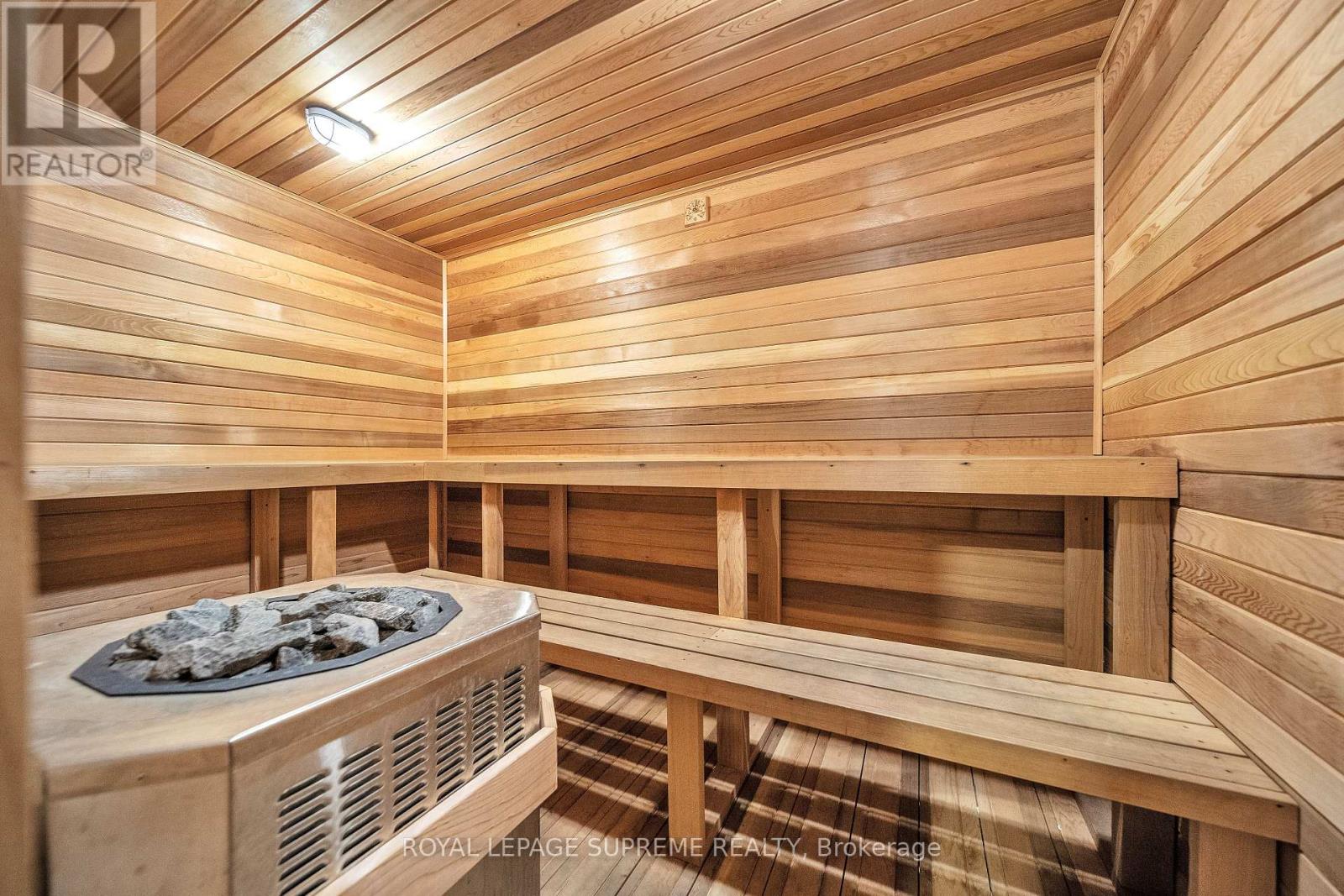 910 - 75 Emmett Avenue, Toronto, Ontario  M6M 5A7 - Photo 5 - W12838996