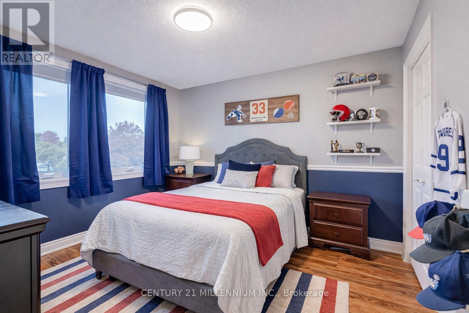 28 Bristol Avenue, Brampton (Northwood Park), Ontario  L6X 2B3 - Photo 23 - W12839032