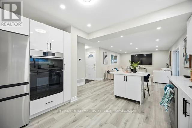 15 Langwith Court, Brampton, Ontario  L6Y 1Z9 - Photo 6 - W12839066