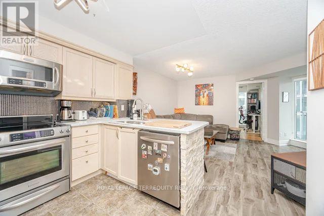 506 - 2121 Lake Shore Boulevard W, Toronto, Ontario  M8V 4E9 - Photo 9 - W12839076