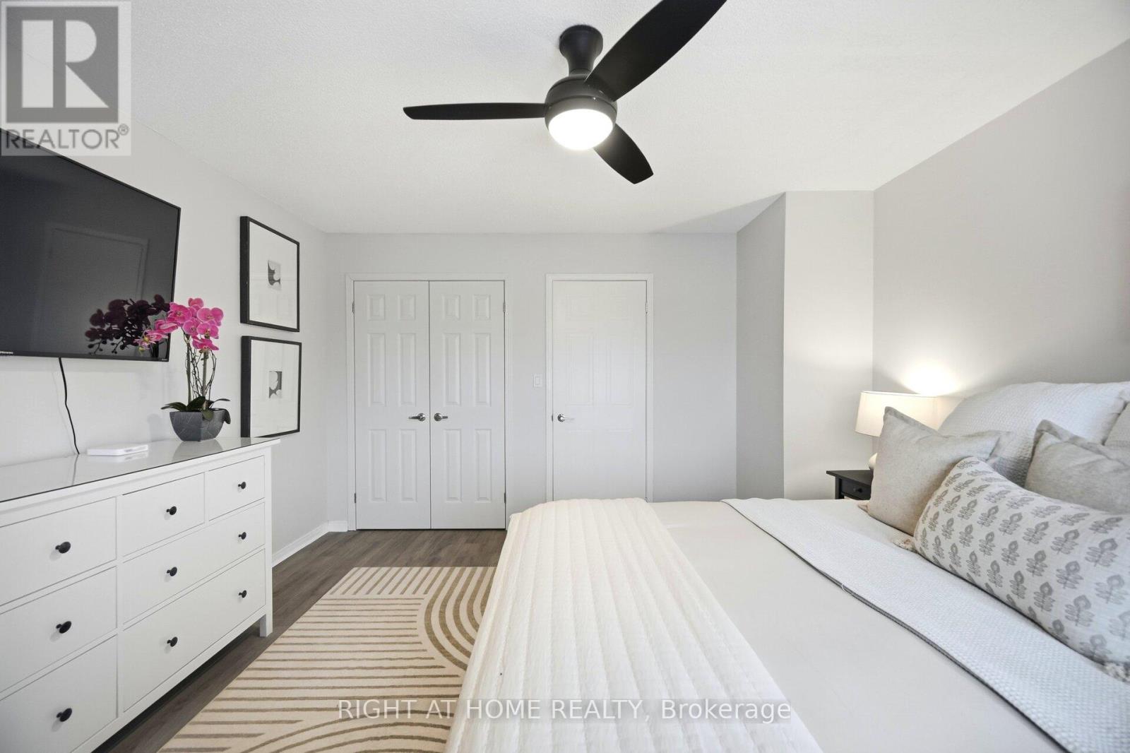 533 - 895 Maple Avenue, Burlington, Ontario  L7S 2H7 - Photo 23 - W12839108