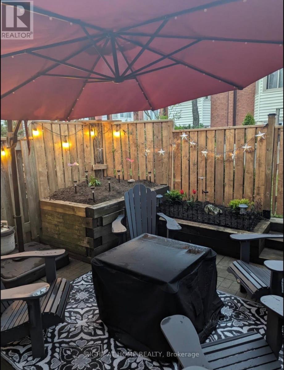 533 - 895 Maple Avenue, Burlington, Ontario  L7S 2H7 - Photo 32 - W12839108