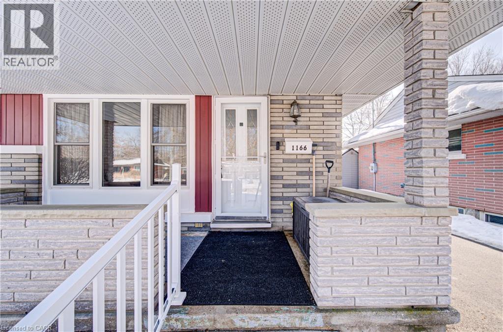 1166 Homuth Avenue, Cambridge, Ontario  N3H 2C7 - Photo 4 - 40805419