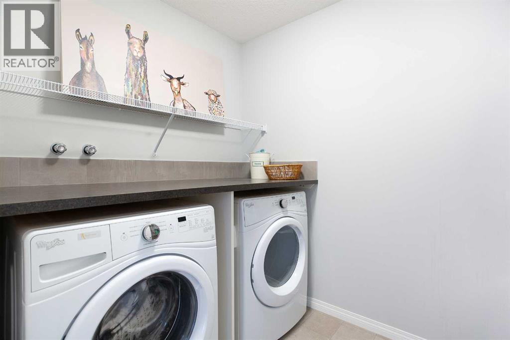 250 Hillcrest Heights Sw, Airdrie, Alberta  T4B 3Z2 - Photo 23 - A2287920