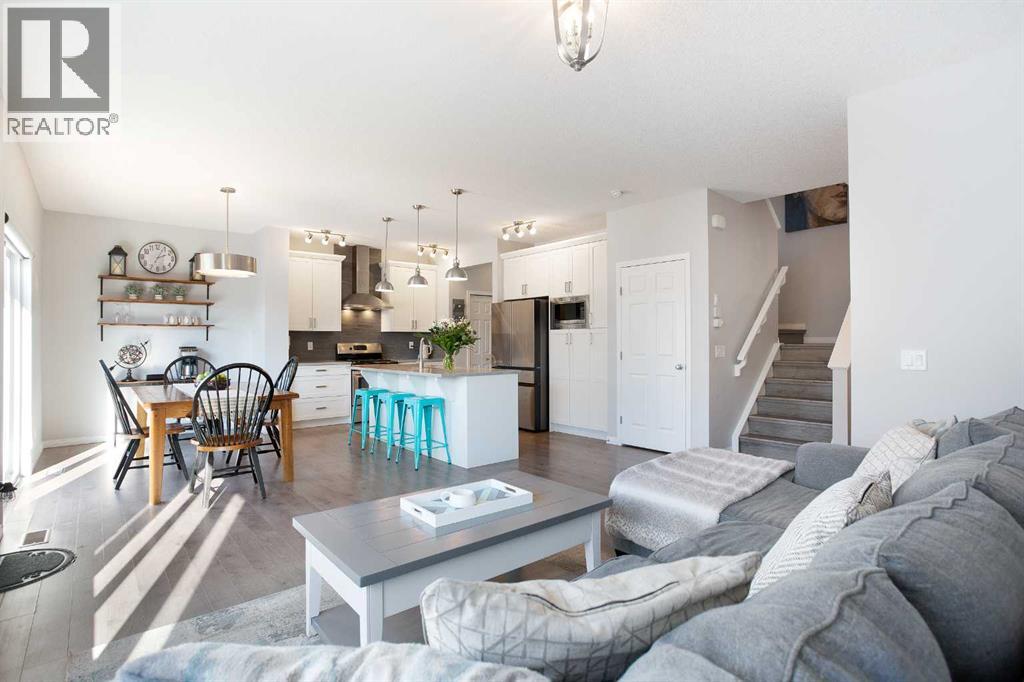 250 Hillcrest Heights Sw, Airdrie, Alberta  T4B 3Z2 - Photo 12 - A2287920