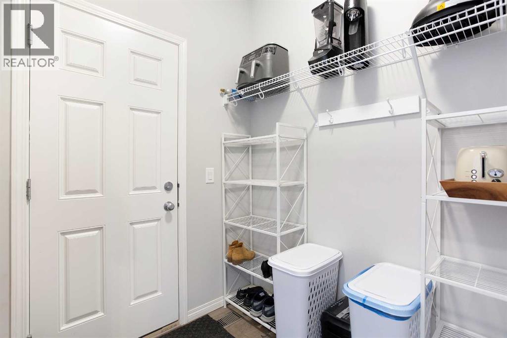 250 Hillcrest Heights Sw, Airdrie, Alberta  T4B 3Z2 - Photo 14 - A2287920