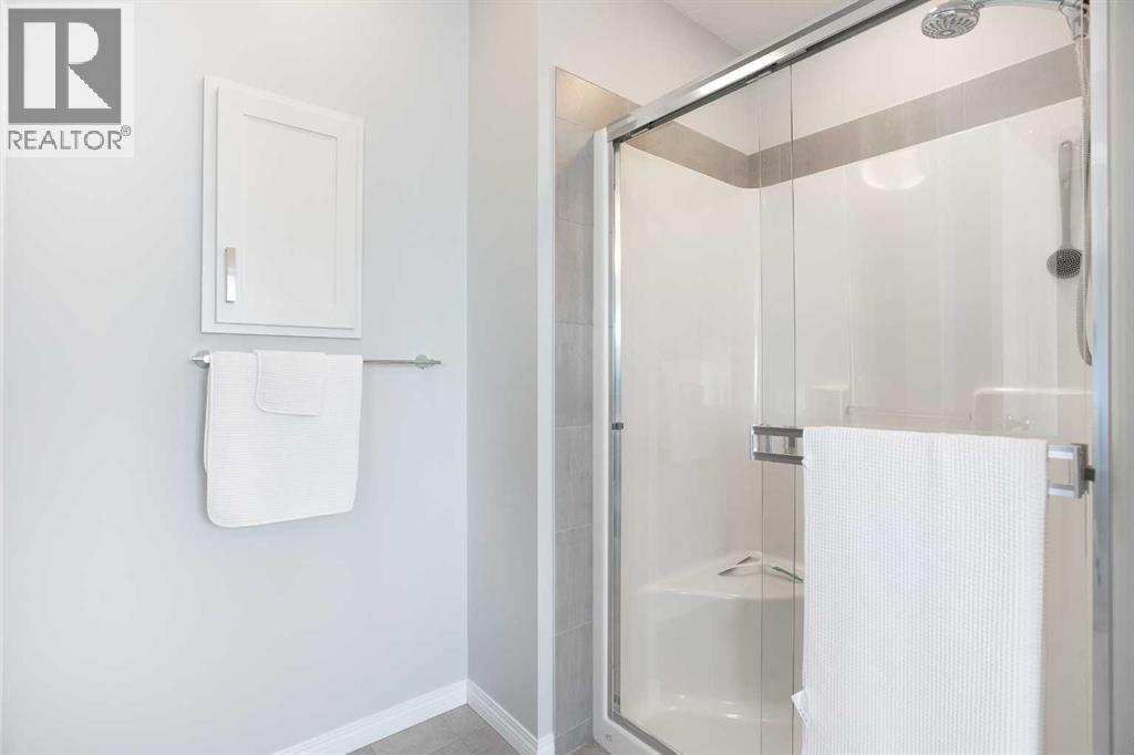 250 Hillcrest Heights Sw, Airdrie, Alberta  T4B 3Z2 - Photo 29 - A2287920