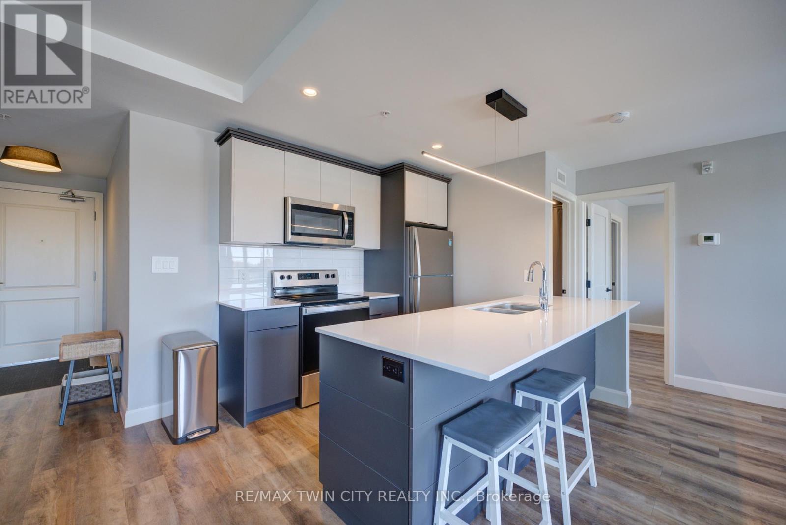 402 - 34 Norman Street, Brantford, Ontario  N3R 2Y1 - Photo 13 - X12839030