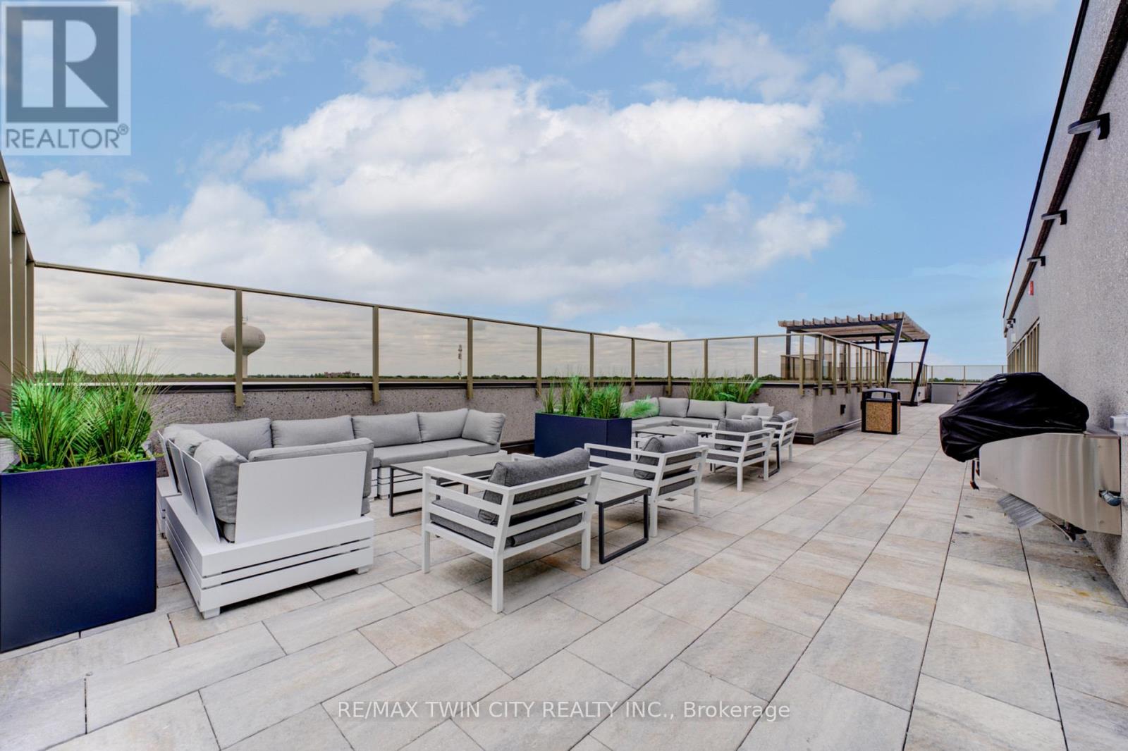 402 - 34 Norman Street, Brantford, Ontario  N3R 2Y1 - Photo 35 - X12839030