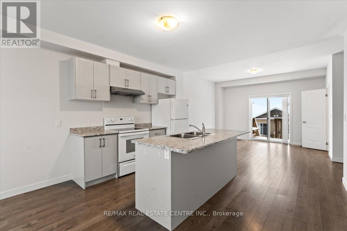 39 Denistoun Street, Welland, Ontario  L3C 0H6 - Photo 11 - X12839128