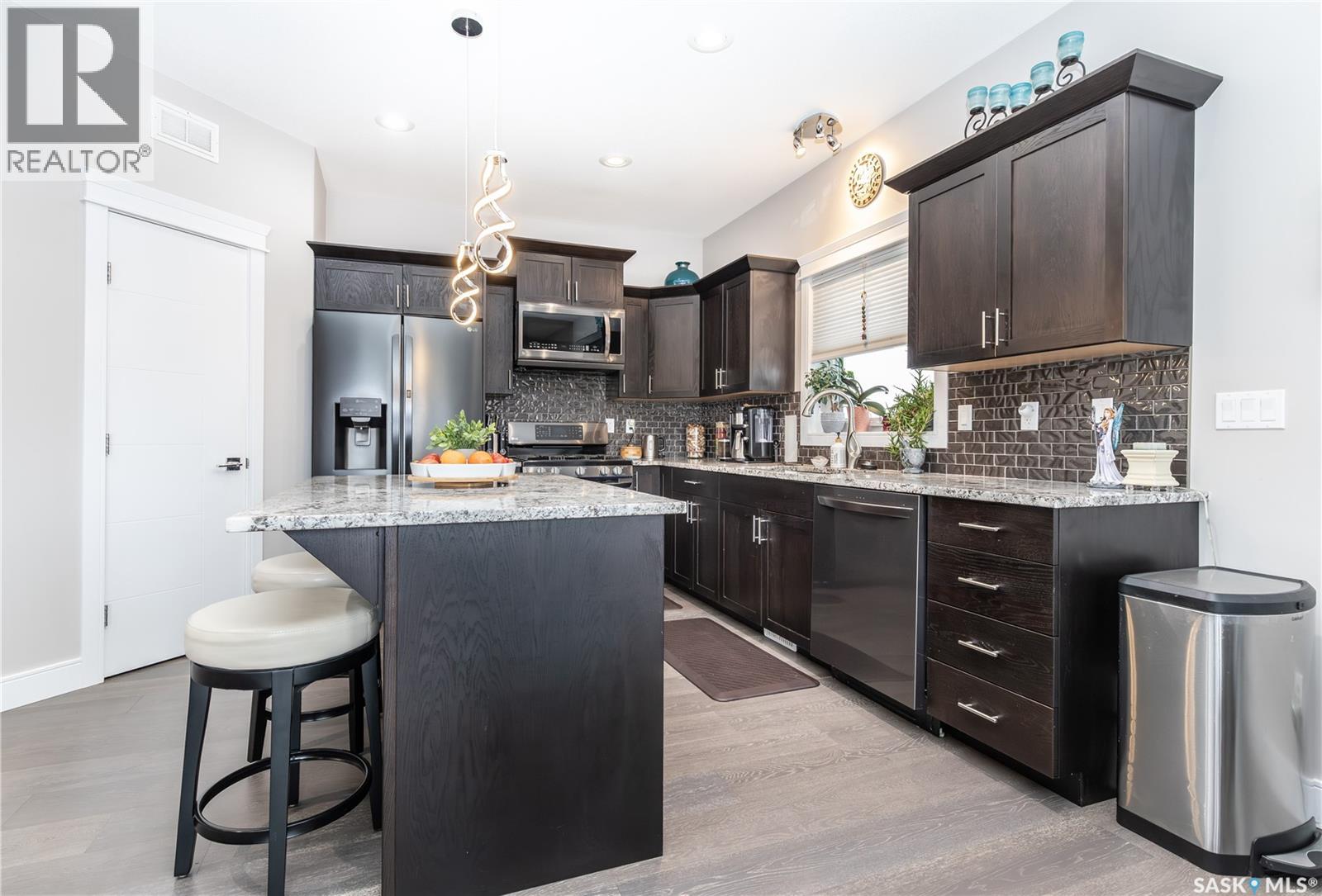 670 Atton Crescent, Saskatoon, Saskatchewan  S7W 0K5 - Photo 6 - SK029507