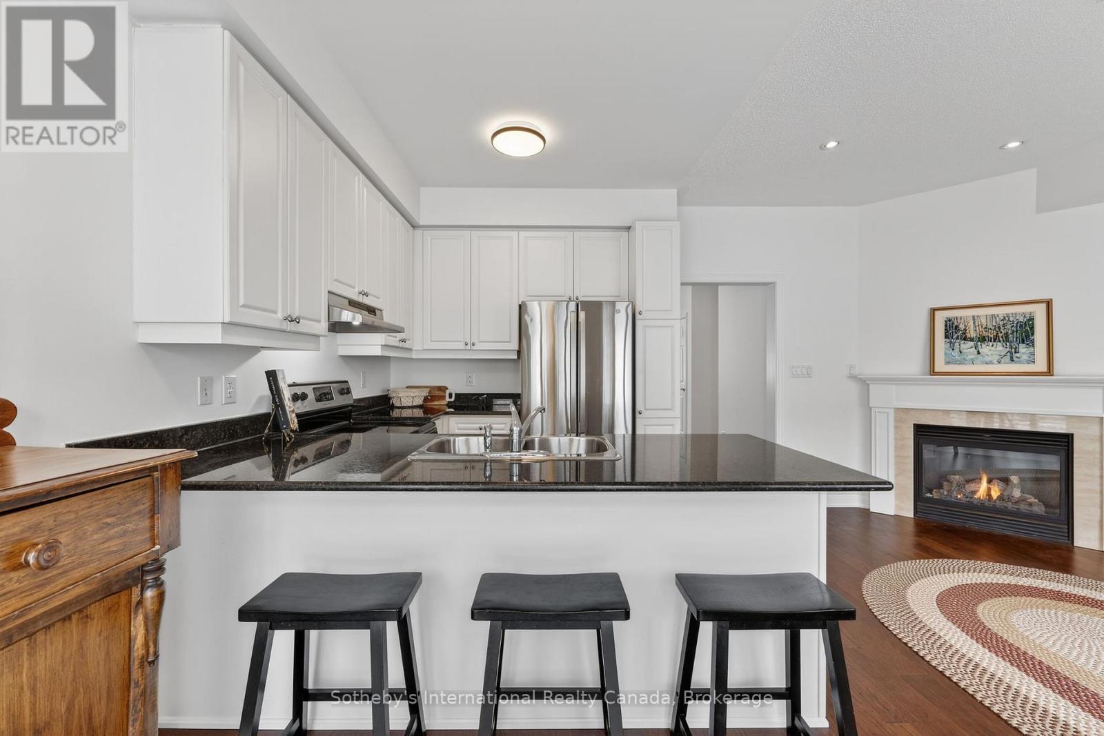 25 North Maple Street, Collingwood, Ontario L9Y 0J8 - Photo 11 - S12836580