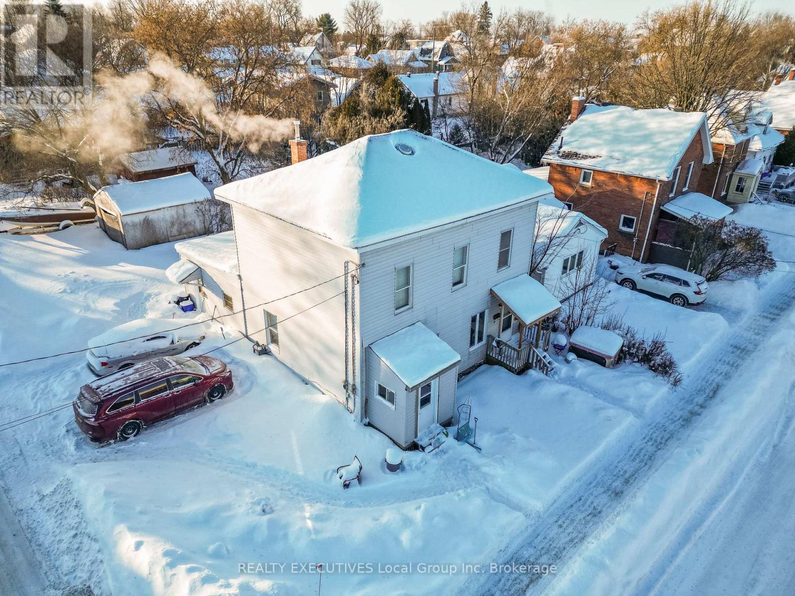 997 Hammond Street, North Bay, Ontario  P1B 2H6 - Photo 3 - X12839348