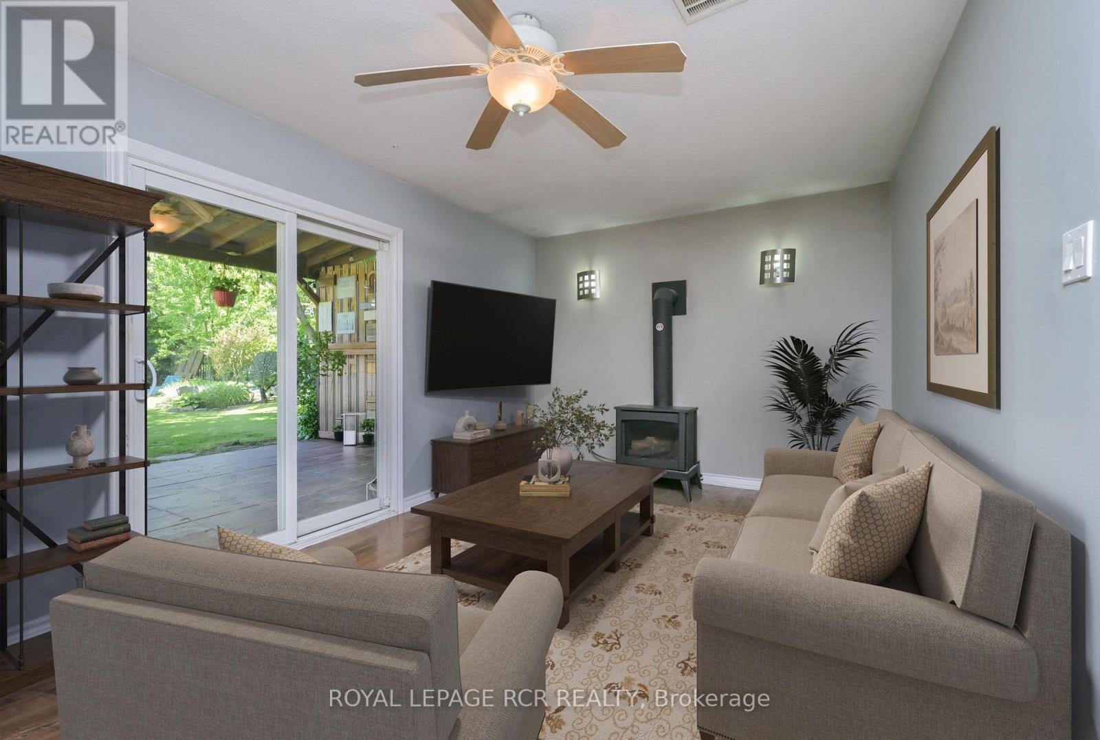 17 Jamieson Drive, Adjala-Tosorontio, Ontario  L0N 1R0 - Photo 9 - N12833690