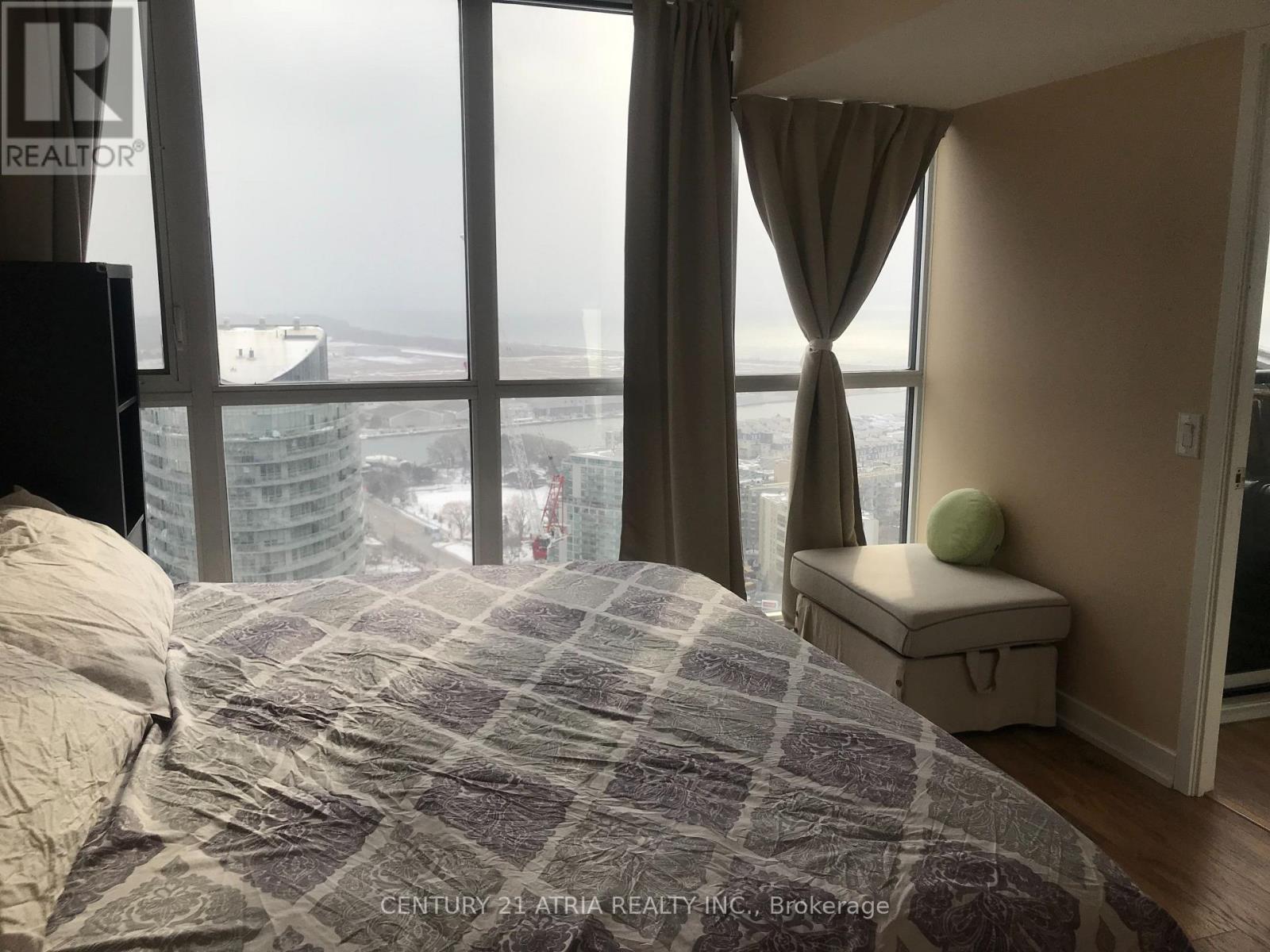 3906 - 85 Queens Wharf Road, Toronto, Ontario  M5V 0J9 - Photo 9 - C12796628